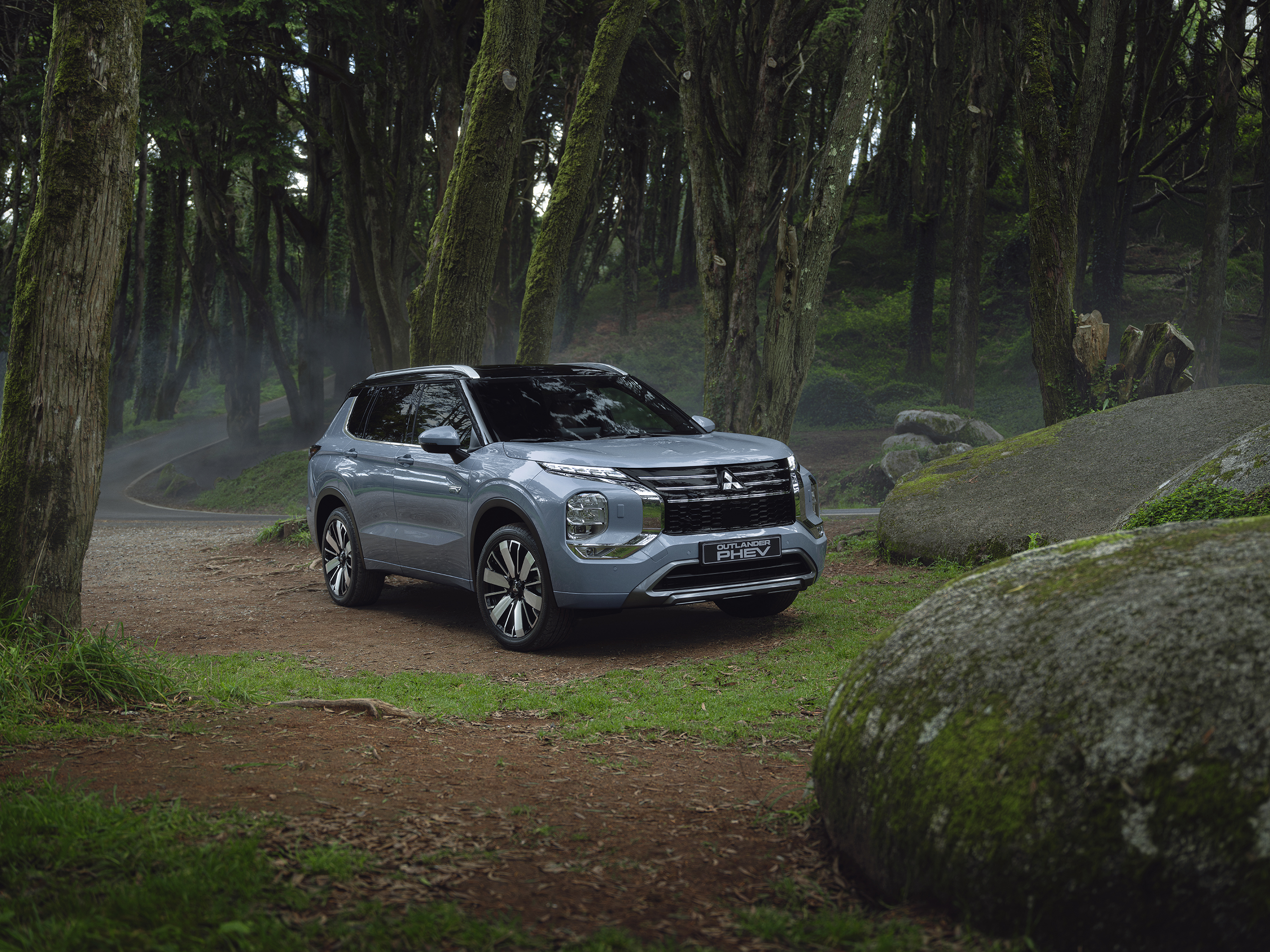 25MY OUTLANDER PHEV EU KV SOCIAL 015.jpg 2226867 1